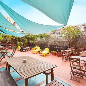 Ella Gran Via Guest house