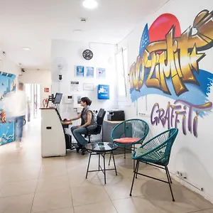 Хостел No Limit Graffiti, Барселона